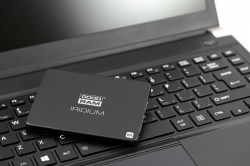 Dysk_SSD_GOODRAM_IRIDIUM_top_right